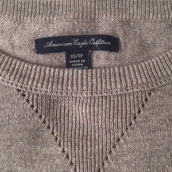 American Eagle Sweater - Picture 3 of 5